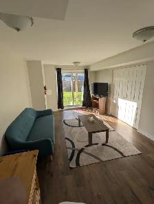 Furnished Bedroom for Rent - Photo 4