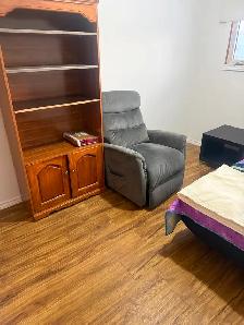 MAIN FLOOR MARLBOROUGH PARK - Photo 3