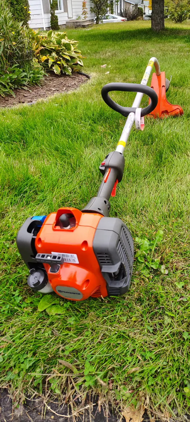 Coupe herbe Husqvarna C122