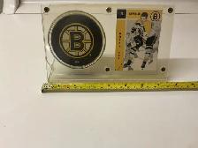 Vintage BOBBY ORR Card & BOSTON BRUINS Puck in Actylic Display ! - Photo 7