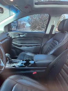 Ford Edge SEL - Photo 6