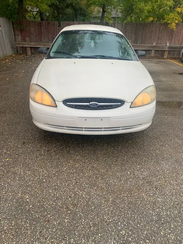2002 Ford Taurus LX