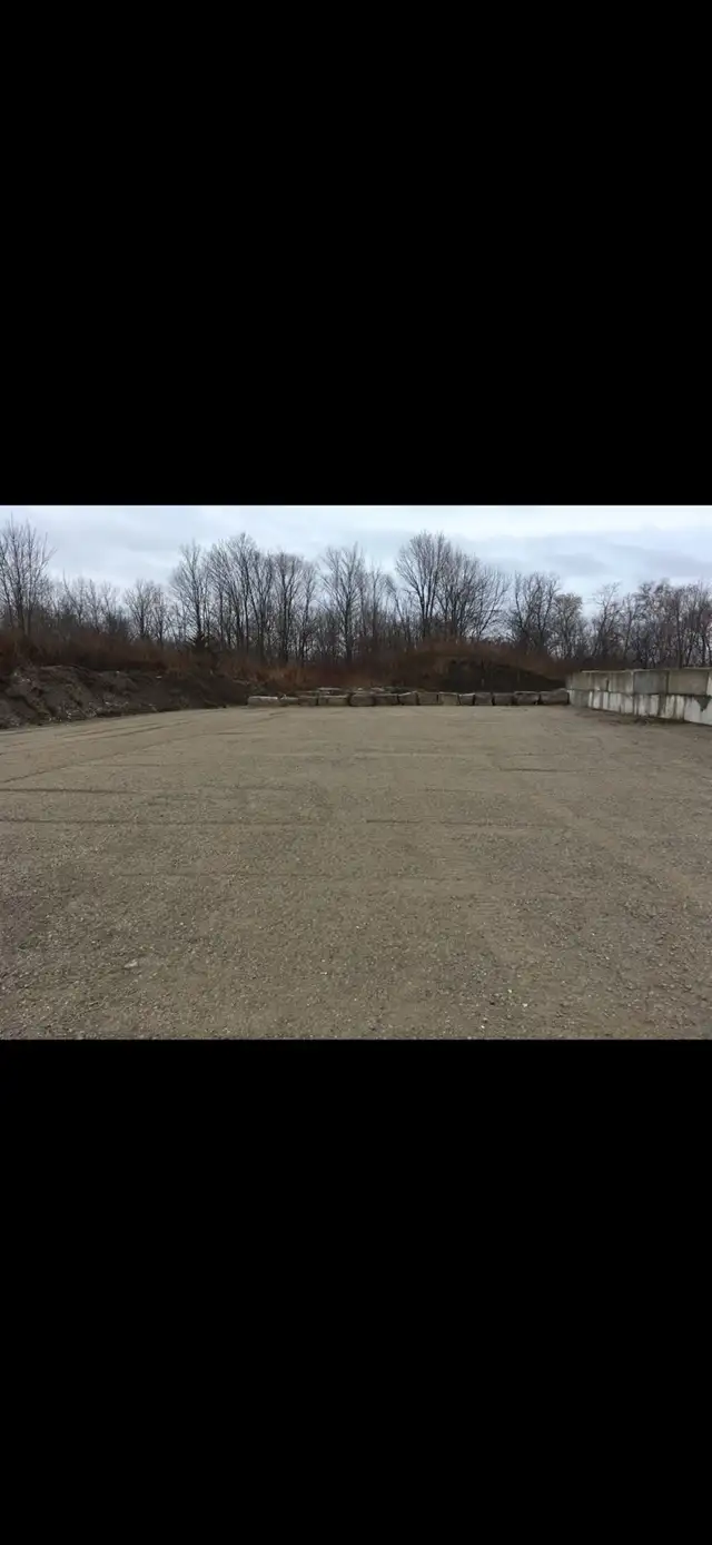 Outdoor Storage for Rent/ Storage Units