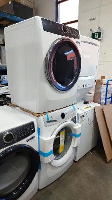 Electrolux Washer and Dryer Set | Brand New   Warranty