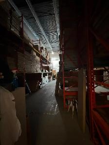 3,500 SQ FT Warehouse Available NOW | 2 Loading Docks - Photo 4
