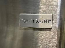 Réfrigérateur stainless 30'' congélateur en bas Frigidaire - Photo 3