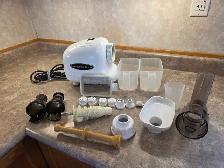 Omega 8, Model 8003 Fruit and Vegetable Juicer - Photo 4