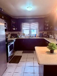 Quiet Furnished Room for Rent- Ideal for Student or Professional - Photo 2