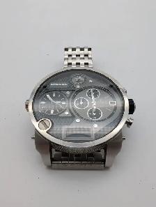 (B4850) Diesel DZ7221 Mr Daddy 4 Time Zone Watch 9.5' Steel B...