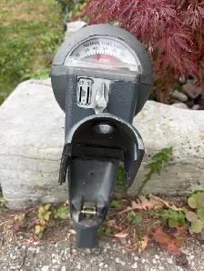 Old Parking Meter - Photo 3