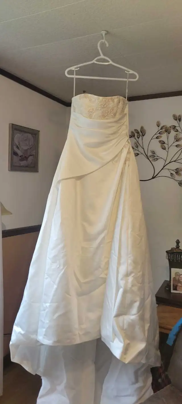 wedding dress size 14