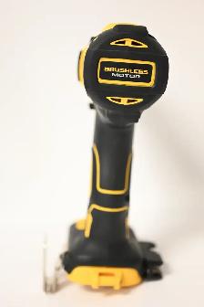 Dewalt Hammer drill Model DCD795 Brushless 20V Max XR USED good - Photo 3