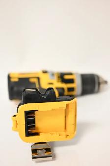 Dewalt Hammer drill Model DCD795 Brushless 20V Max XR USED good - Photo 6
