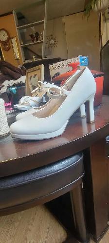white shoes 8.5 - Photo 3