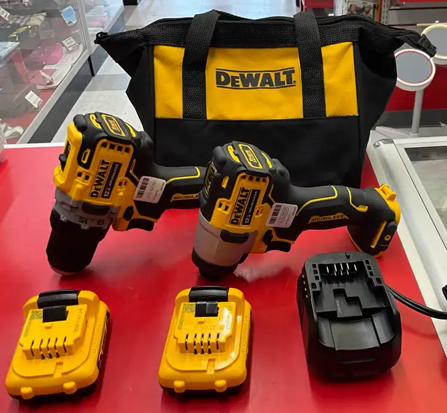 Kit Dewalt