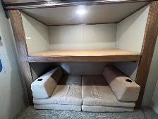 2018 KEYSTONE LAREDO 331BH, BUNKHOUSE SPACIOUS - Photo 19