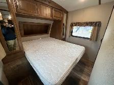 2018 KEYSTONE LAREDO 331BH, BUNKHOUSE SPACIOUS - Photo 25