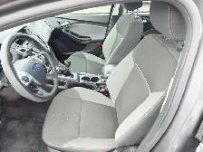 2013 Ford Focus Sedan Manual Low KM AC Cruise Control - Photo 7