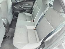 2013 Ford Focus Sedan Manual Low KM AC Cruise Control - Photo 9