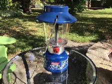 Coleman gas lantern model 331 Easi-Lite