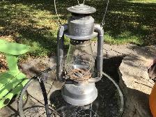 Vintage Beacon barn lantern - GSW