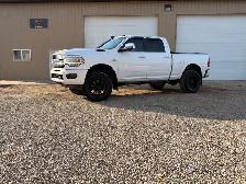 2019 RAM 2500 Laramie Crew Cab - Photo 2
