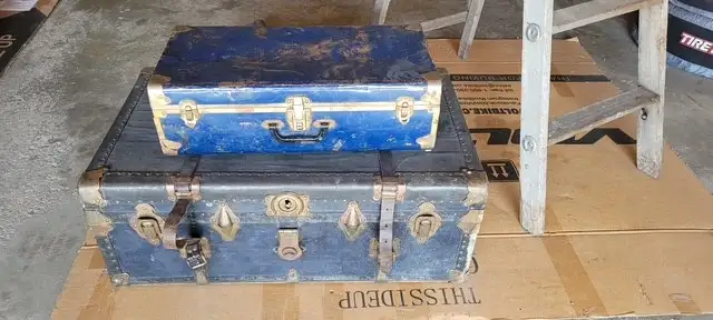 2 vintage suitcases for sale