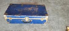 2 vintage suitcases for sale - Photo 2