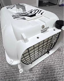 Pet Carrier - USED - Photo 2