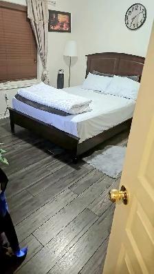 One spacious bedroom- upper level-girls only - Photo 2