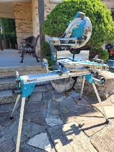 MAKITA 40V MAX XGT 12IN DOUBLE BEVEL SLIDING MITERSAW WITH STAND