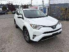2016 Toyota RAV4 4dr XLE - Photo 2