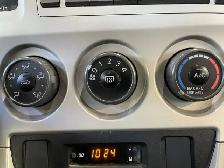 2011 Toyota Matrix - Photo 25