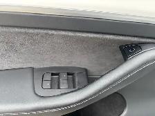 2023 Tesla Model Y Long Range 4dr All-Wheel Drive Sport Utility - Photo 12