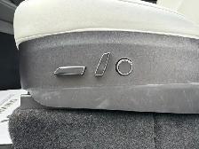 2023 Tesla Model Y Long Range 4dr All-Wheel Drive Sport Utility - Photo 13