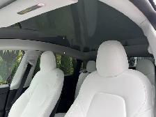 2023 Tesla Model Y Long Range 4dr All-Wheel Drive Sport Utility - Photo 28