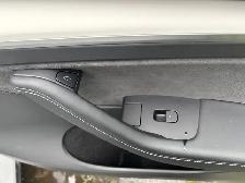 2023 Tesla Model Y Long Range 4dr All-Wheel Drive Sport Utility - Photo 35