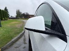2023 Tesla Model Y Long Range 4dr All-Wheel Drive Sport Utility - Photo 50