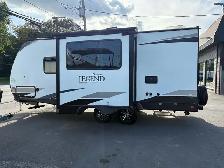 2020 Forest River LEGEND SURVEYOR 202RBLE TRES PROPRE! - Photo 4