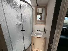2020 Forest River LEGEND SURVEYOR 202RBLE TRES PROPRE! - Photo 28