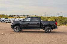 2026 GMC Sierra 1500 AT4 - Photo 5