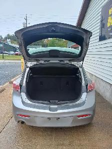 2010 Mazda 3 - Photo 5