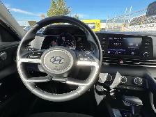 2022 Hyundai Elantra SEL AWD | Command Start | Low KM - Photo 13