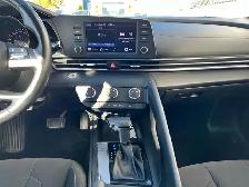 2022 Hyundai Elantra SEL AWD | Command Start | Low KM - Photo 15
