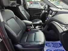 2014 Hyundai Santa Fe XL AWD 4dr 3.3L Auto Luxury - Photo 9