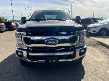 2022 Ford F250 Super Duty XLT Crew FX4 4x4 | Factory Command Sta - Photo 2