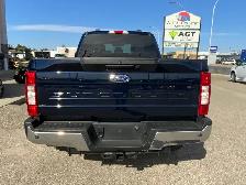 2022 Ford F250 Super Duty XLT Crew FX4 4x4 | Factory Command Sta - Photo 9