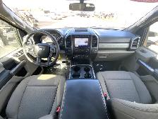 2022 Ford F250 Super Duty XLT Crew FX4 4x4 | Factory Command Sta - Photo 19
