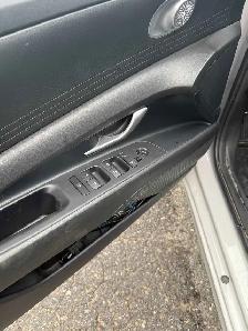2023 Hyundai Elantra Essential - Photo 11