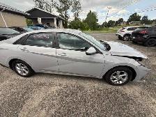 2023 Hyundai Elantra Essential - Photo 13